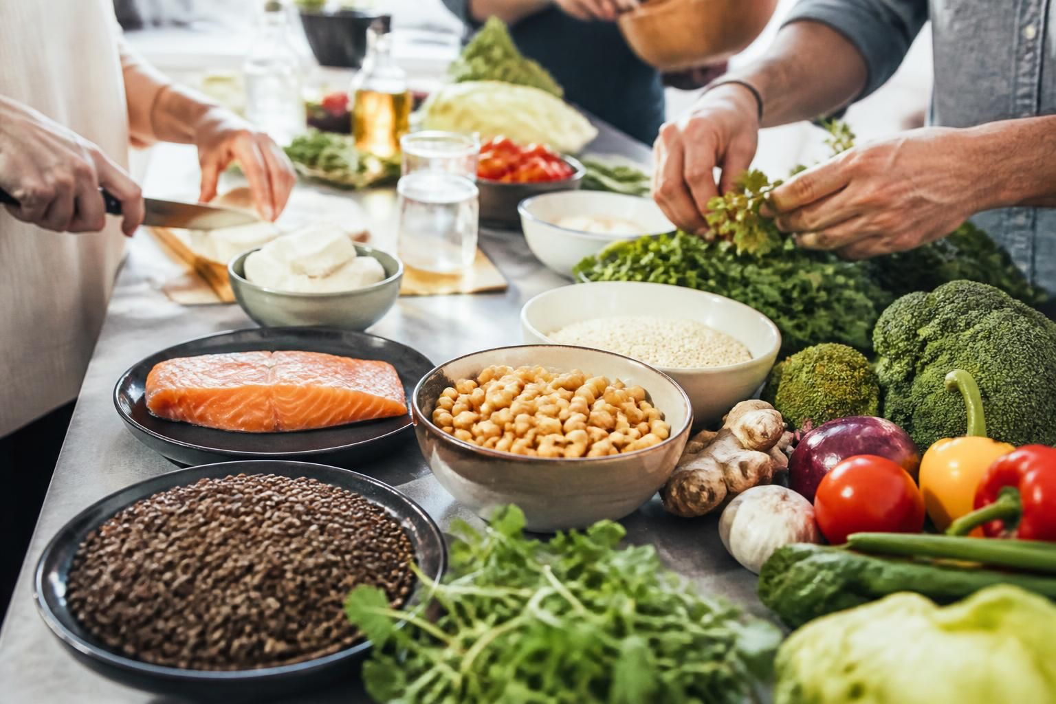 découvrez l'importance des protéines dans le contexte des enjeux mondiaux, incluant la sécurité alimentaire, la santé et le développement durable.